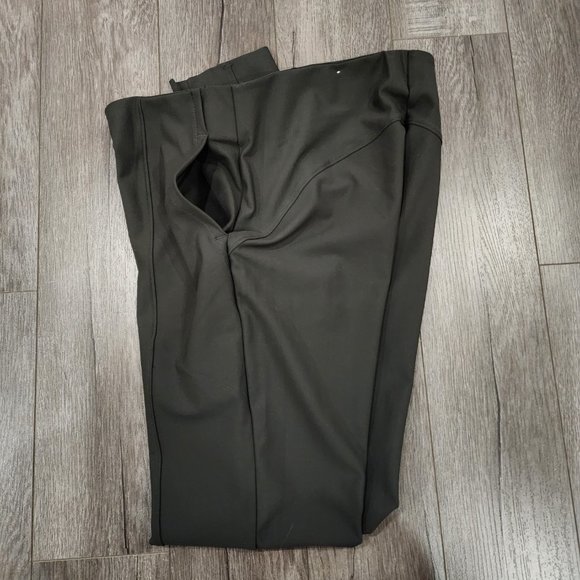 Old Navy Go Dry Leggings in Dark Green - Picture 7 of 8